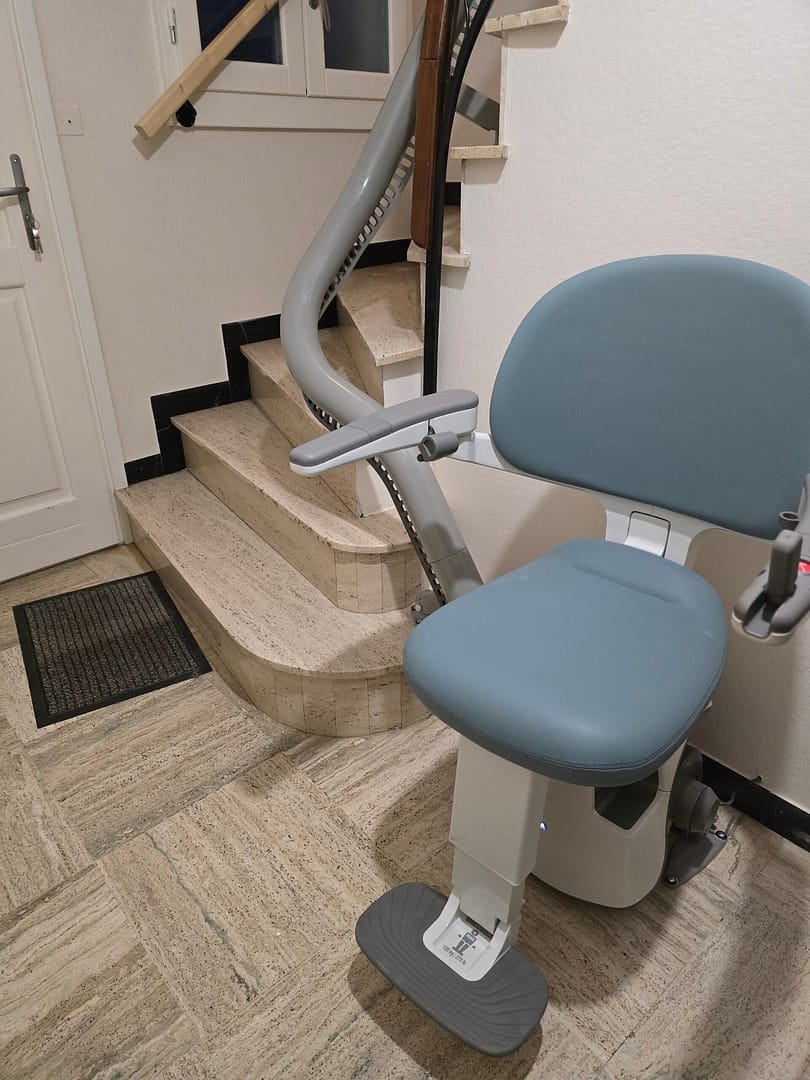 20260130_182439 monte-escalier courbe